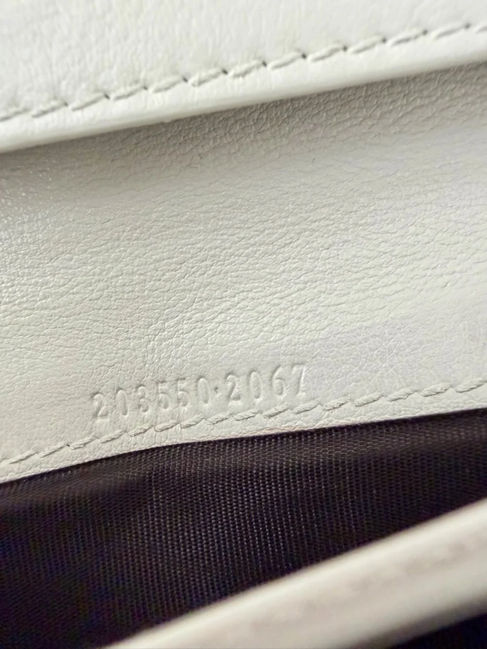 GUCCI‎ | GG Canvas Heart Flap Wallet Beige White Monogram Logo Y2K - Picture 13 of 15